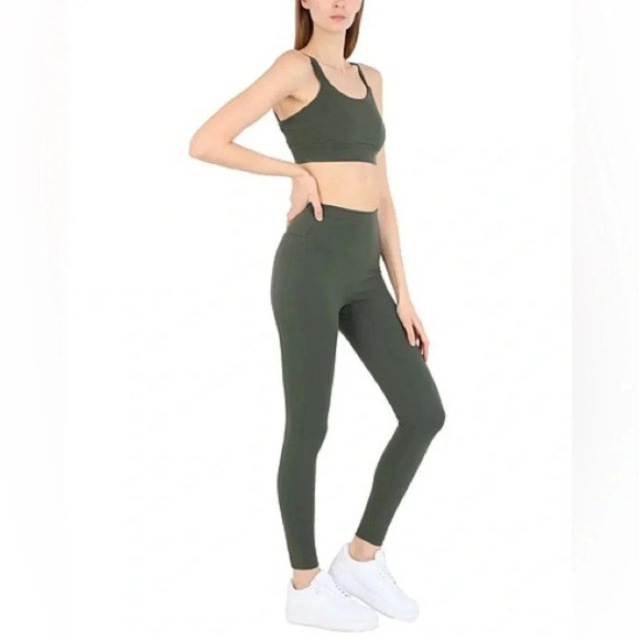 aday Lighten Up Sports Bra & Layered Up Thermal Leggings Set Green XS Activewear - Picture 14 of 15